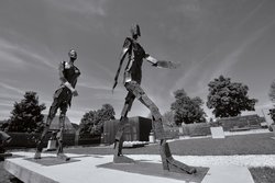 Bleiburg Werner Berg Museum Skulpturengarten Wu Shaoxiang Walking Wealth